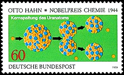 Die Spaltung des Uranatoms wurde 1938 von Otto Hahn, Lise Meitner und Fritz Straßmann entdeckt.